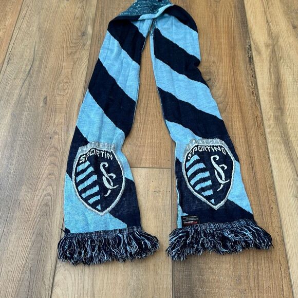Sporting Kansas City KC Soccer Game Sports Scarf Blue Fall Winter Unisex Cold We - Picture 3 of 3